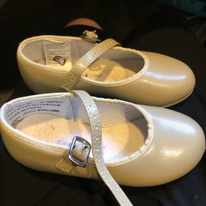 Girls tan tap shoes